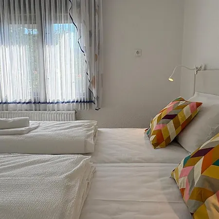 Apartma Toncka *