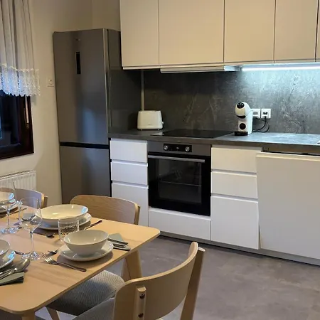 Apartma Toncka Apartamento Brezje