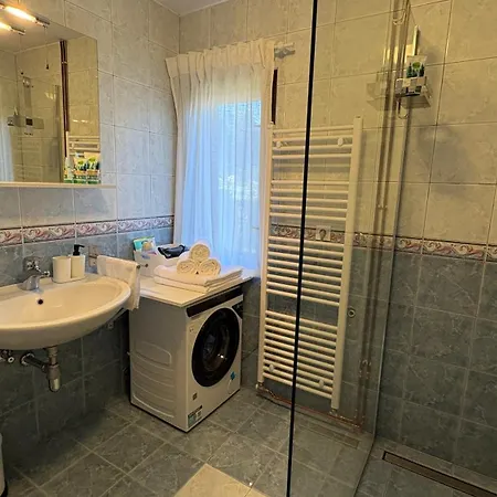 Apartma Toncka
