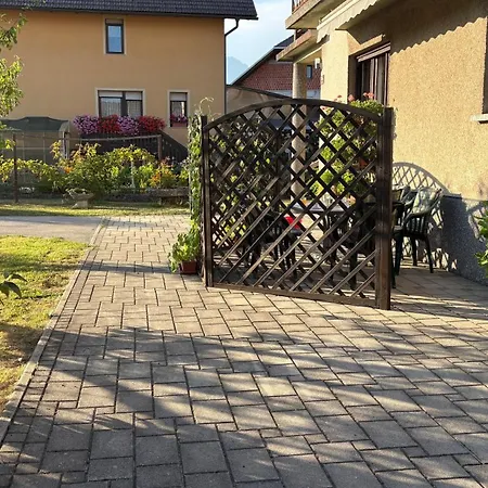 Apartma Toncka *